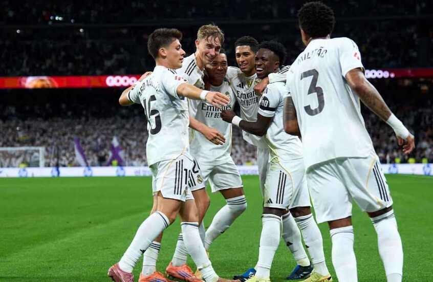 "توقيت مناسب".. نجم ريال مدريد يشعل "مجددا" الصراع بين أندية الدوري السعودي