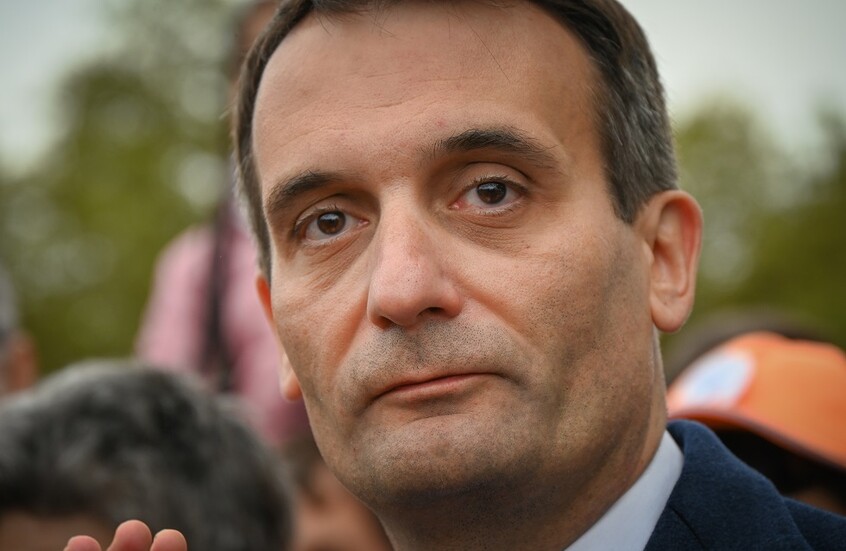 زعيم حزب فرنسي يصف تصريحات "الناتو" حول ضربات استباقية ضد روسيا بـ"الجنون"