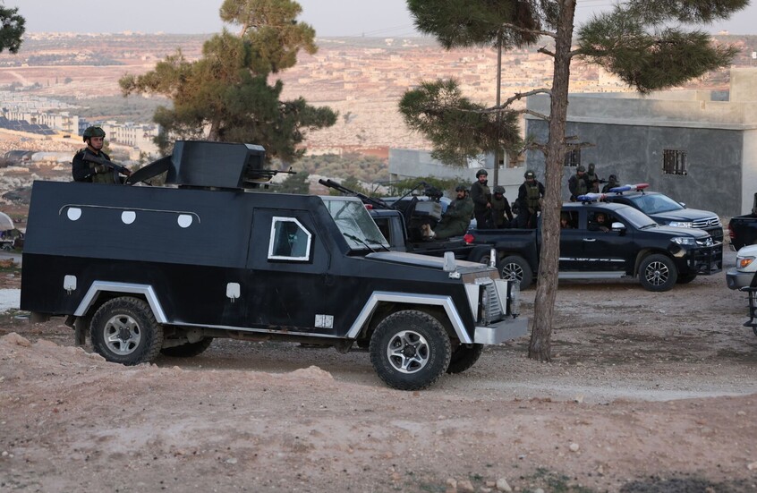 سوريا.. وزارة الداخلية تعلن إلقاء القبض على متزعم "ميليشيا الدفاع الوطني" في حلب (صورة)