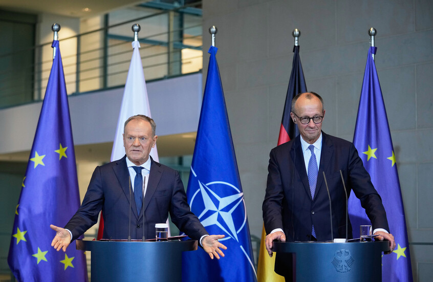 توسك يدعو ألمانيا إلى الإسراع بدفع الإعانات للبولنديين