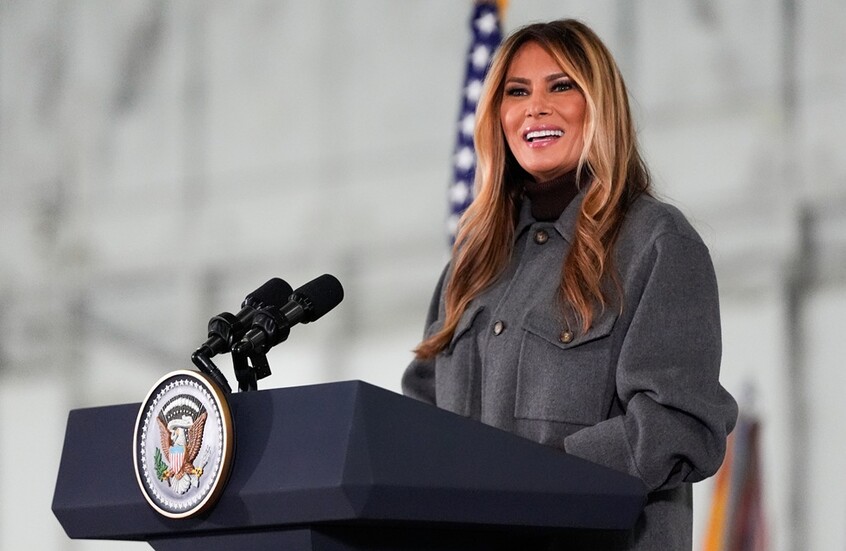 "الوطن هو القلب".. ميلانيا ترامب تكشف عن زينة عيد الميلاد في البيت الأبيض (صور + فيديو)