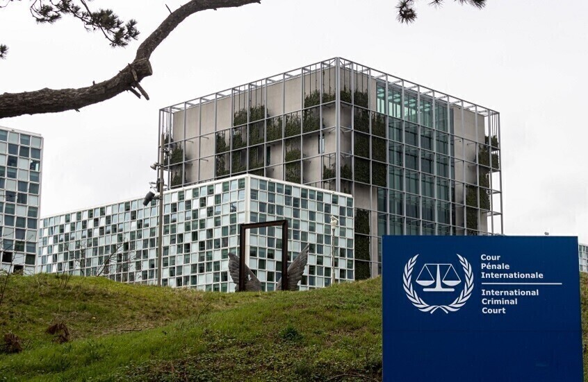 "الجنائية الدولية" تحتجز زعيم ميليشيات ليبي يشتبه بتورطه في عمليات قتل وتعذيب