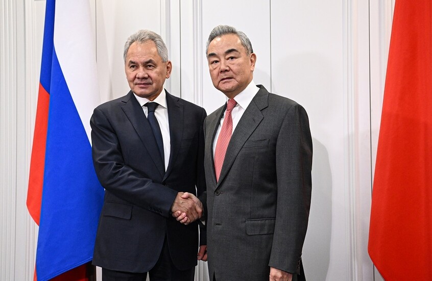 موسكو.. انطلاق المشاورات الروسية الصينية حول الأمن الاستراتيجي