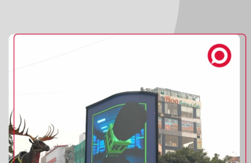 لوحات إعلانية لقناة RT الهندية منتشرة في جميع أنحاء البلاد