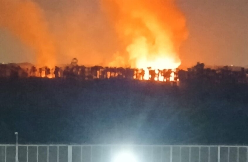 مصر.. قتلى في حريق هائل يلتهم مخزن بلاستيك