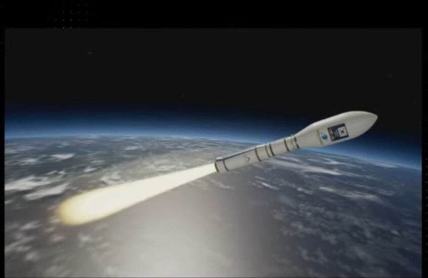 صاروخ أوروبي يضع قمرا كوريا جنوبيا في المدار