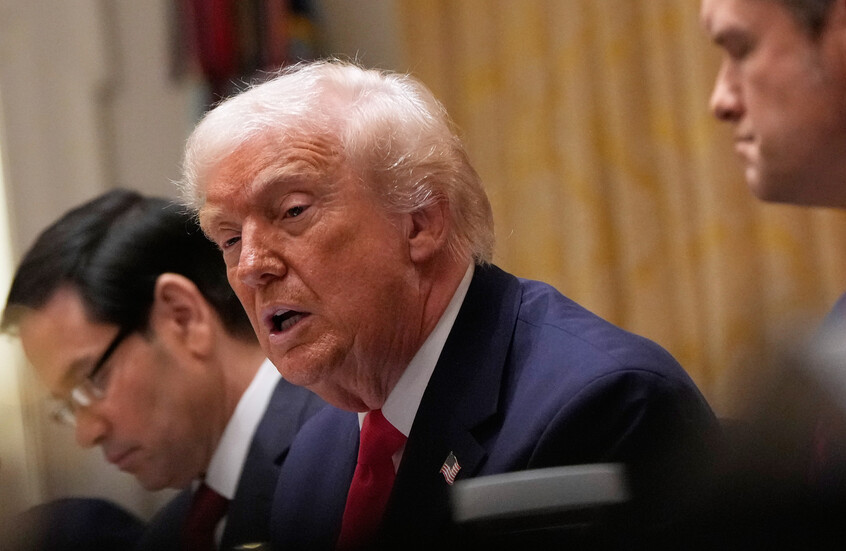 ترامب: نستخدم الرسوم كأداة لوقف الحروب