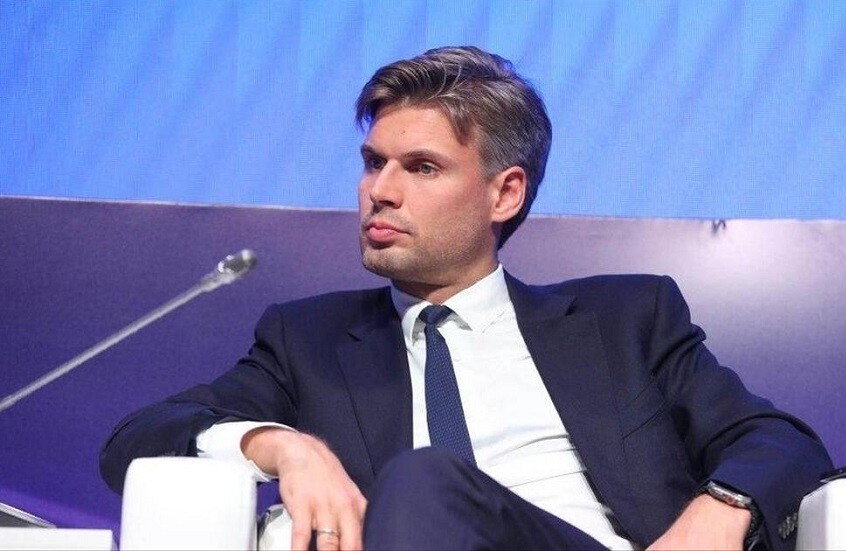 "روس كوسموس" توسع تعاونها مع الشركات الخاصة لتطوير تكنولوجيا الفضاء