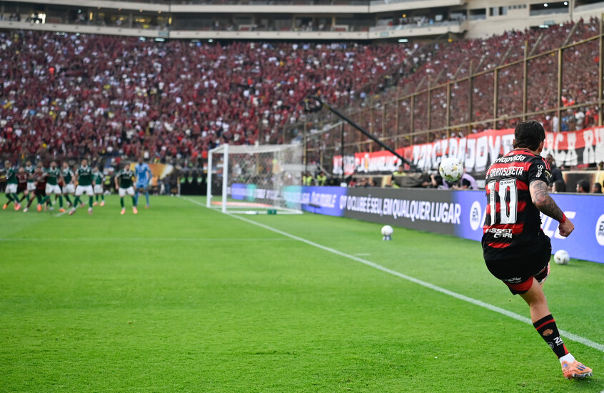 رغم الاعتراضات.. "فيفا" يقترب من تغيير قواعد الركلات الركنية في مونديال 2026