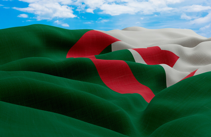 الجزائر.. اختفاء مئات آلاف الدولارات من أموال الخدمات الاجتماعية