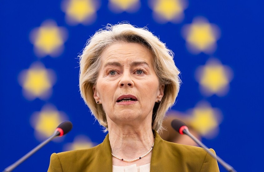 "بوليتيكو": فضيحة الفساد في الاتحاد الأوروبي ستؤدي إلى تعميق الصراع بين فون دير لاين وكالاس