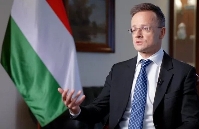 وزير خارجية هنغاريا: انتصار أوكرانيا في النزاع "وهم"