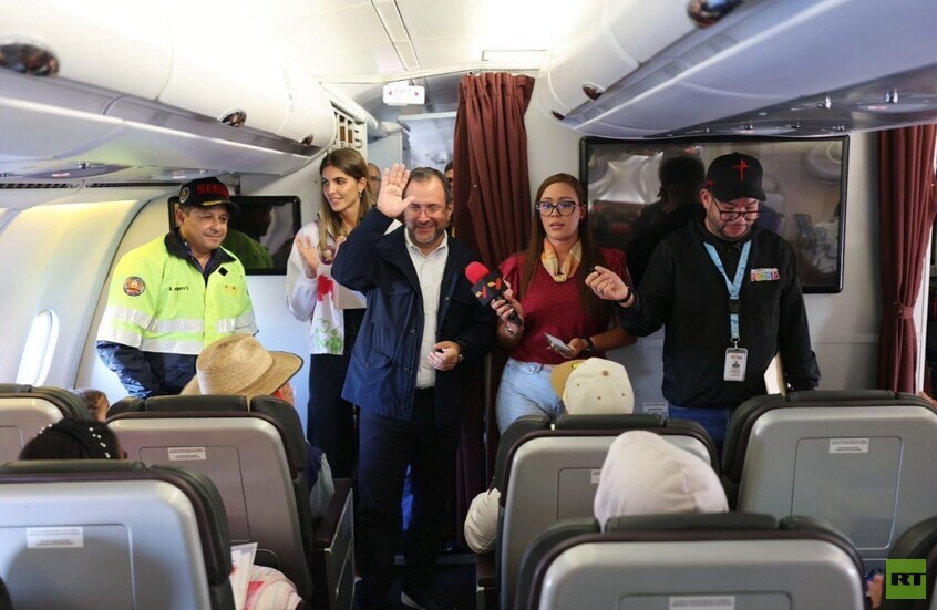 وزير الخارجية: فنزويلا استقبلت رحلات جوية حملت مواطنين مرحلين من الولايات المتحدة والمكسيك