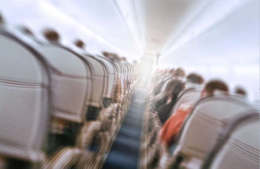 دراسة مفاجئة عن عالم الميكروبات في هواء المستشفيات والطائرات