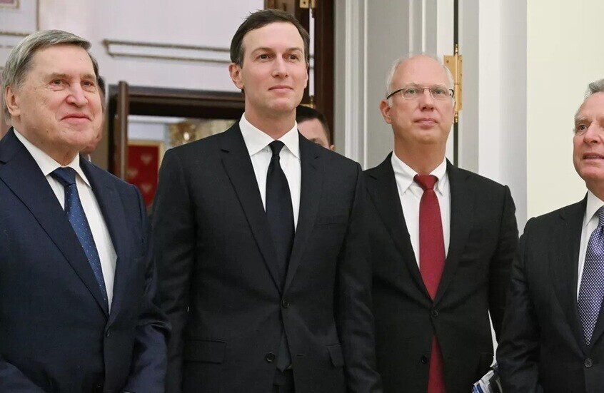 أوشاكوف: صهر ترامب يعمل بتفان في جهود التسوية الأوكرانية