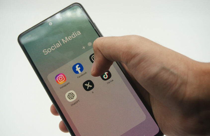 الاتحاد الأوروبي يفرض أول غرامة على منصة "إكس"