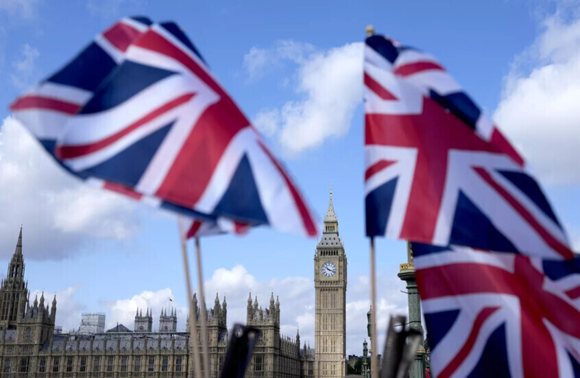 السفير الروسي في أوسلو: لندن تستعين بالآخرين لمراقبة الغواصات الروسية