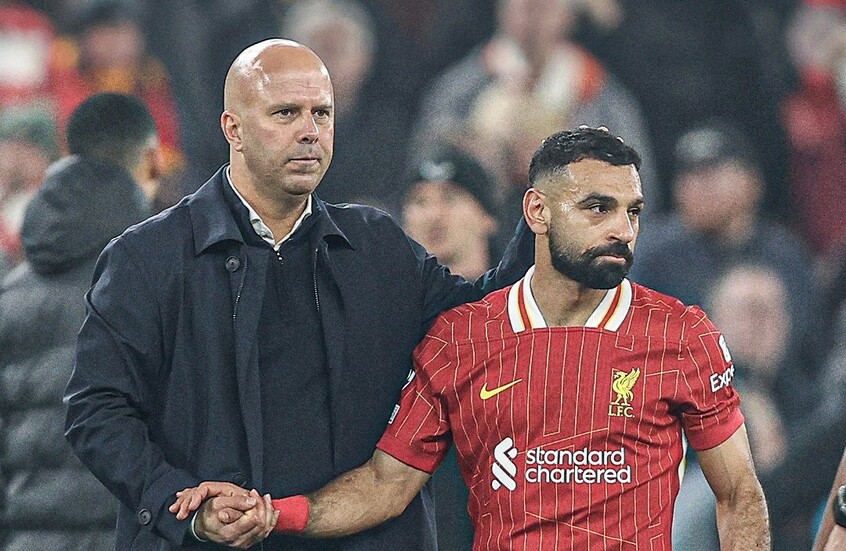 "أتفهم الحديث".. أول تعليق من سلوت حول جلوس محمد صلاح بديلا