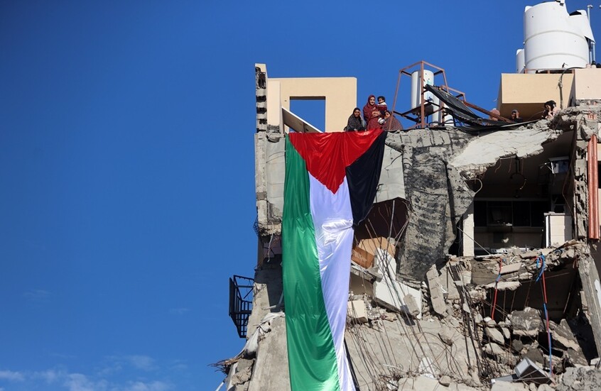 مشعل: آن الأوان لتحرير القدس ورفض كل أشكال الوصاية على غزة