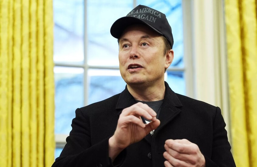 ماسك يدعو إلى إلغاء الاتحاد الأوروبي ويصف بيروقراطيته بـ"الخانقة"