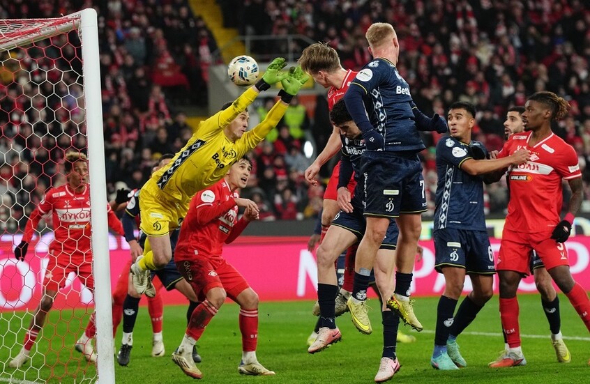 سبارتاك ودينامو يفترقان على الود في "ديربي" موسكو.. فيديو