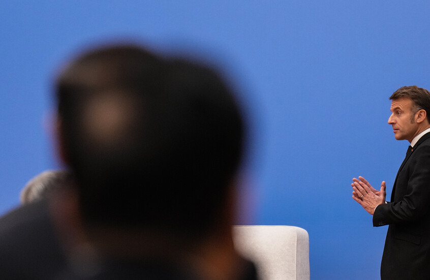 ماكرون: نيجيريا تناشد فرنسا الدعم للتصدي لانعدام الأمن