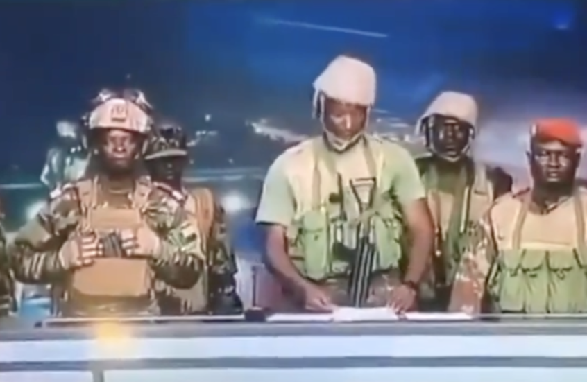 بنين تعتقل 14 شخصا بعد إحباط محاولة الانقلاب