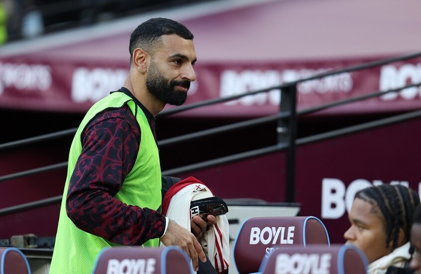 صلاح يتلقى رسائل من الاتحاد المصري ولاعبي المنتخب بعد "أزمته" الأخيرة مع ليفربول (صورة)