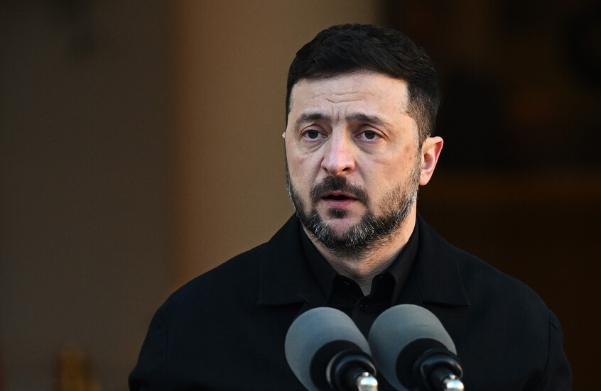 زيلينسكي: مباحثات لندن مثمرة.. وخطة جديدة من 20 بندا ستعرض على واشنطن غدا دون توافق حول ملف الأراضي