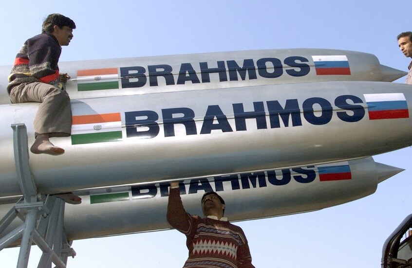 مجلة أمريكية: روسيا والهند تخططان لتطوير صاروخ "جو-جو" بعيد المدى لمقاتلة "سو-30"