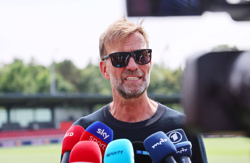 كلوب يغلق الباب أمام ريال مدريد