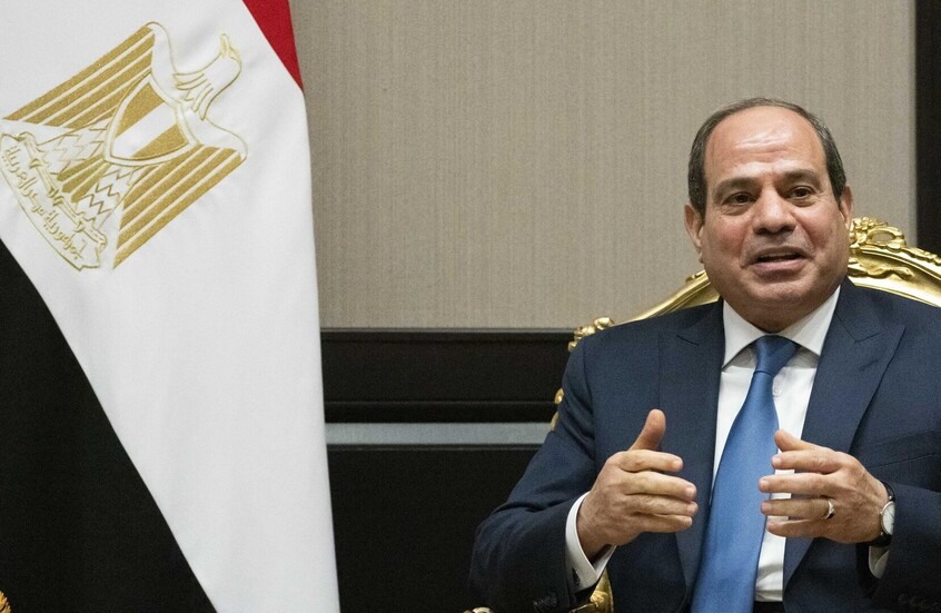 السيسي يحبط خطة "تاجر الشاي المزيف".. كيف أفشل الرئيس المصري تحرك الموساد؟