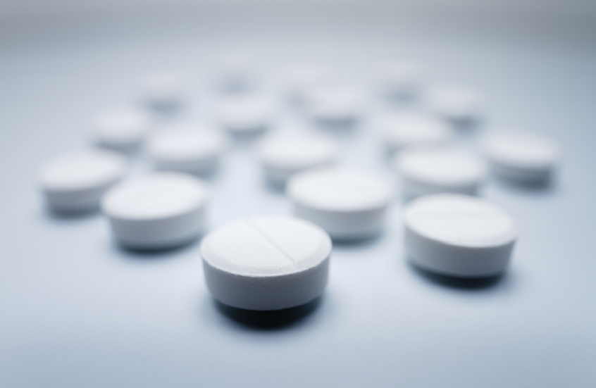 نصائح أساسية لتجنّب مخاطر الأدوية الشائعة