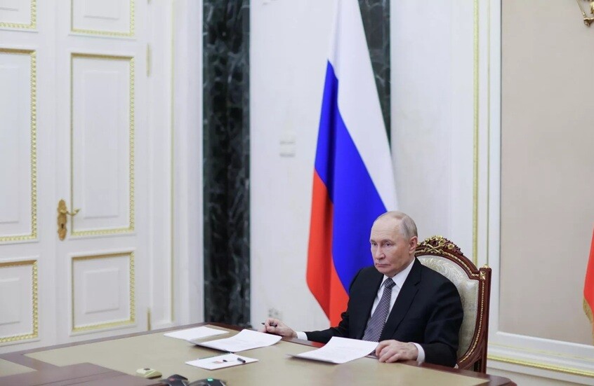 بوتين يحذر من مخاطر الذكاء الاصطناعي: بين الخسارة الكاملة والاستخدام الطائش