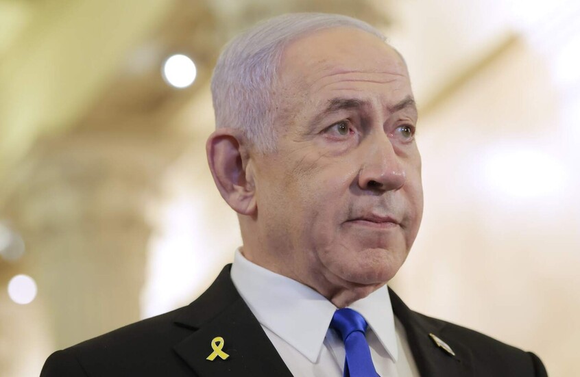 الصورة الأكثر تداولا في إيران.. "نتنياهو" يقف في طابور أمام مخبز في طهران!