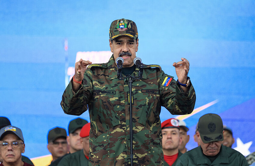 مادورو: مستعدون لكسر أنياب الإمبراطورية الأمريكية الشمالية إذا لزم الأمر