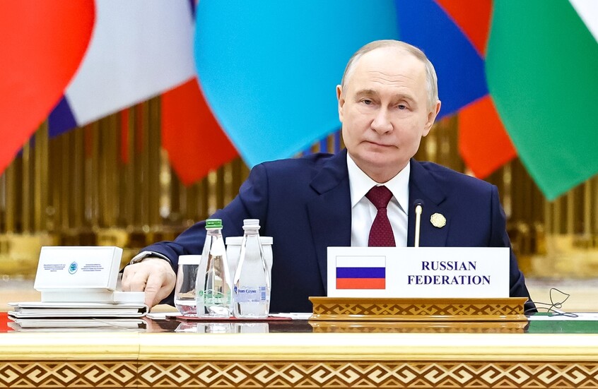 بوتين يهنئ تركمانستان بذكرى الاعتراف الدولي بالحياد 