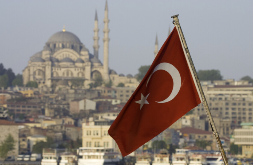 الادعاء التركي يوقف خمسة مشتبه بهم بتهمة التحرش الجنسي بمتدربات في البرلمان