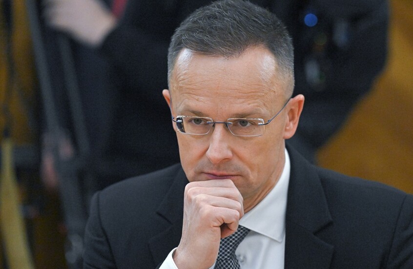 سيارتو: بدء تركيب حديد التسليح للخرسانة الأولى في محطة "باكش-2" النووية