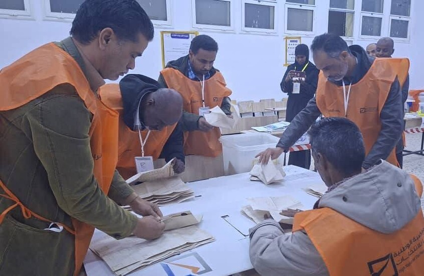 رئيس مجلس النواب الليبي وصدام حفتر يشيدان بنجاح انتخابات المجالس البلدية