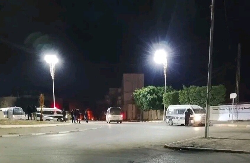 تونس.. اشتباكات بين الشرطة وشبان في القيروان عقب مطاردة انتهت بوفاة ثلاثيني (صور + فيديو)