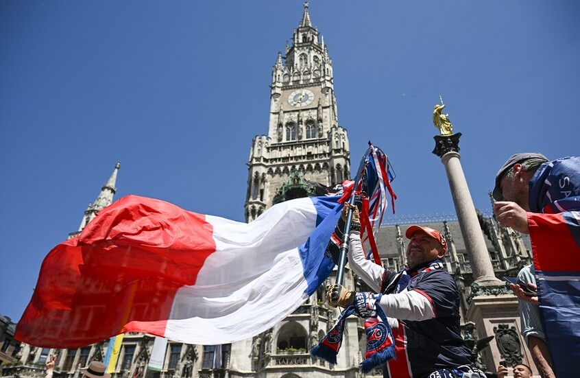 الداخلية الفرنسية تشدد الإجراءات الأمنية للمنشآت اليهودية بعد هجوم سيدني الإرهابي