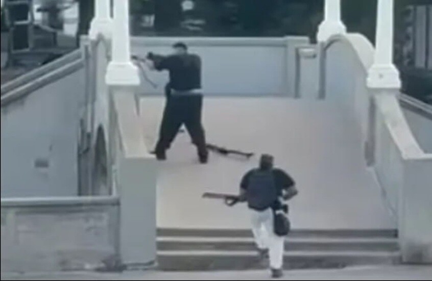 الشرطة الأسترالية: منفذا هجوم سيدني هما والد وابنه (صور + فيديو)