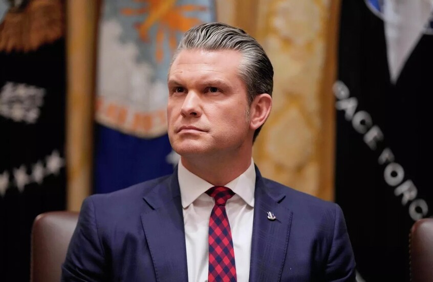 وزير الحرب الأمريكي: إنه ليوم مناسب لمحاربة الإرهاب"