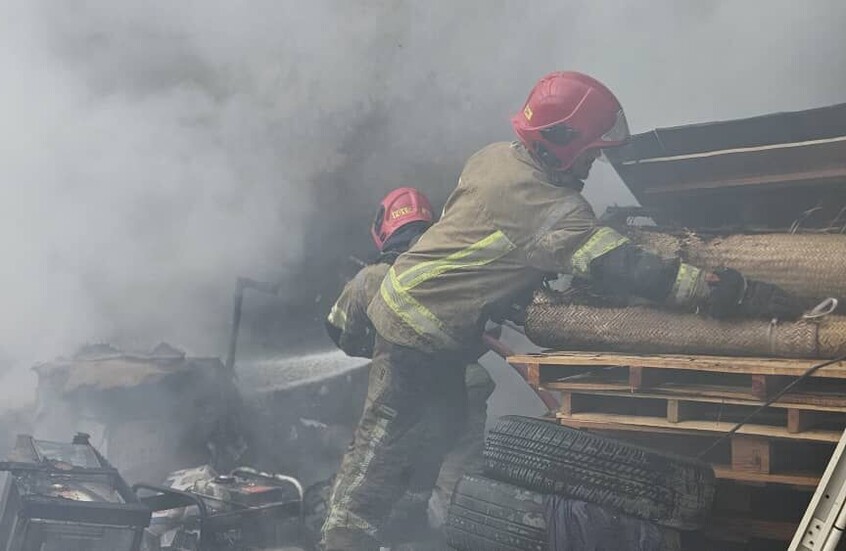 إيران.. مصرع 9 أشخاص جراء تسرب للغاز في ورشة بمنطقة دولت آباد الصناعية