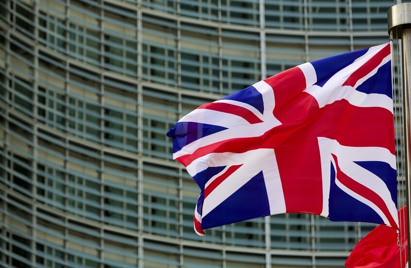 رئيس الأركان البريطاني قلق من تعاظم قوة الجيش الروسي ويدعو للاستعداد للحرب