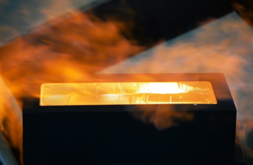 انخفاض أسعار الذهب مع توخي المستثمرين الحذر قبيل صدور بيانات أمريكية