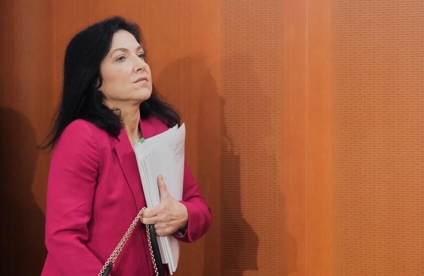 ألمانيا.. وزيرة الاقتصاد تبحث في تل أبيب تعزيز التعاون الاقتصادي مع إسرائيل