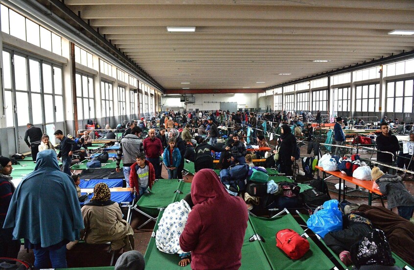 أكثر من 20 ألف دعوى قيد النظر.. ألمانيا تعيد فتح ملفات لجوء آلاف السوريين وتسحب إقامات 552 شخصا