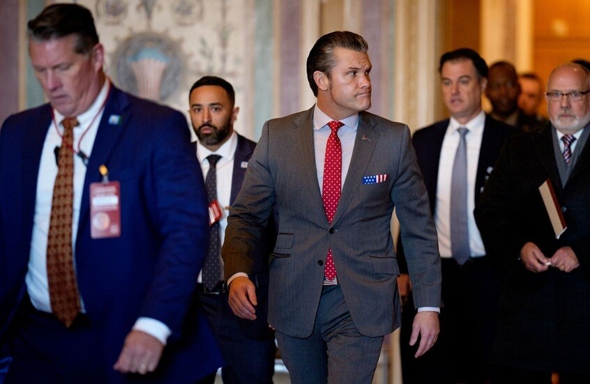 وزير الحرب الأمريكي يؤكد عدم نشر فيديو الضربة الثانية قبالة فنزويلا